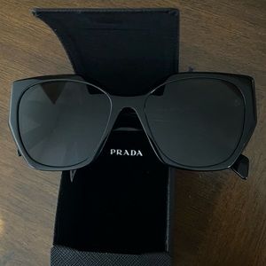 Prada PRZSF sunglasses